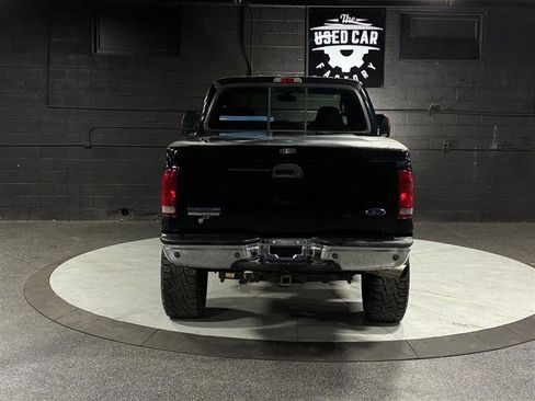 Used 2005 Ford F350 Lariat image 4