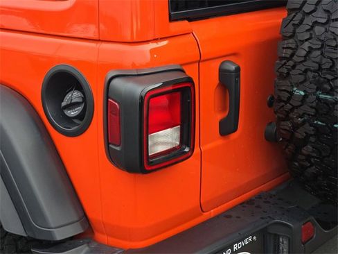 Used 2023 Jeep Wrangler Unlimited Sport image 34