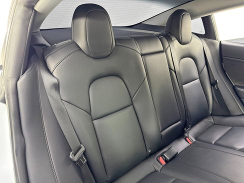 Used 2022 Tesla Model 3 image 42