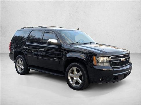 Used 2011 Chevrolet Tahoe LT image 3