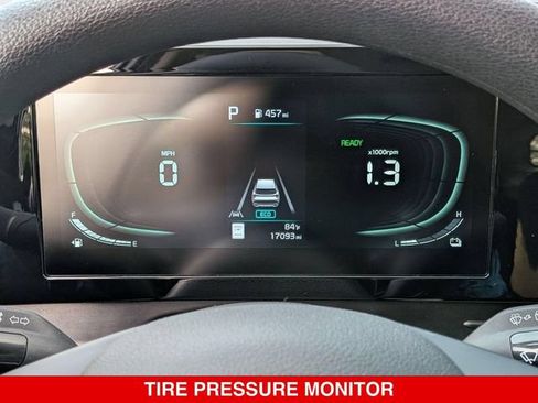 Used 2023 Kia Sportage LX AWD/4WD image 21