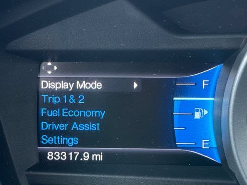 Used 2015 Ford Explorer XLT w/ Equipment Group 202A FWD image 16