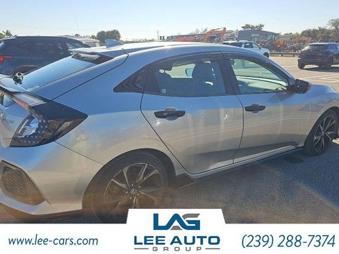 Used 2017 Honda Civic Sport image 3