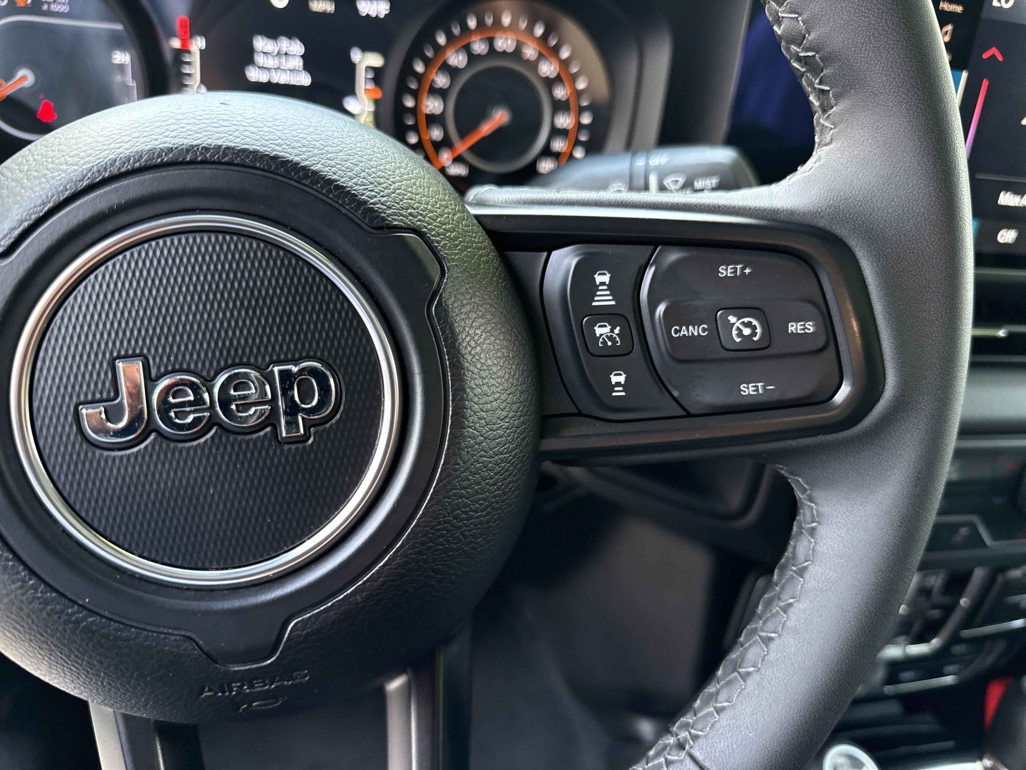 Used 2026 Jeep Gladiator Rubicon AWD/4WD image 26