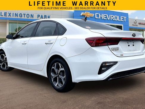 Used 2020 Kia Forte LXS FWD image 3