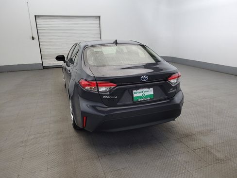 Used 2023 Toyota Corolla LE FWD image 6