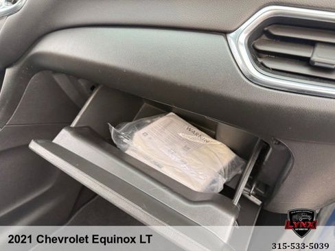 Used 2021 Chevrolet Equinox LT image 46