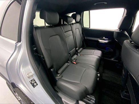 New 2026 Mercedes-Benz GLB 250 image 14