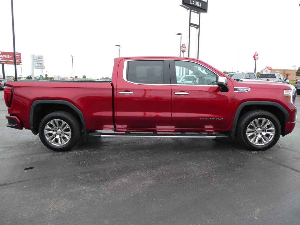 Used 2021 GMC Sierra 1500 Denali w/ Technology Package AWD/4WD image 4