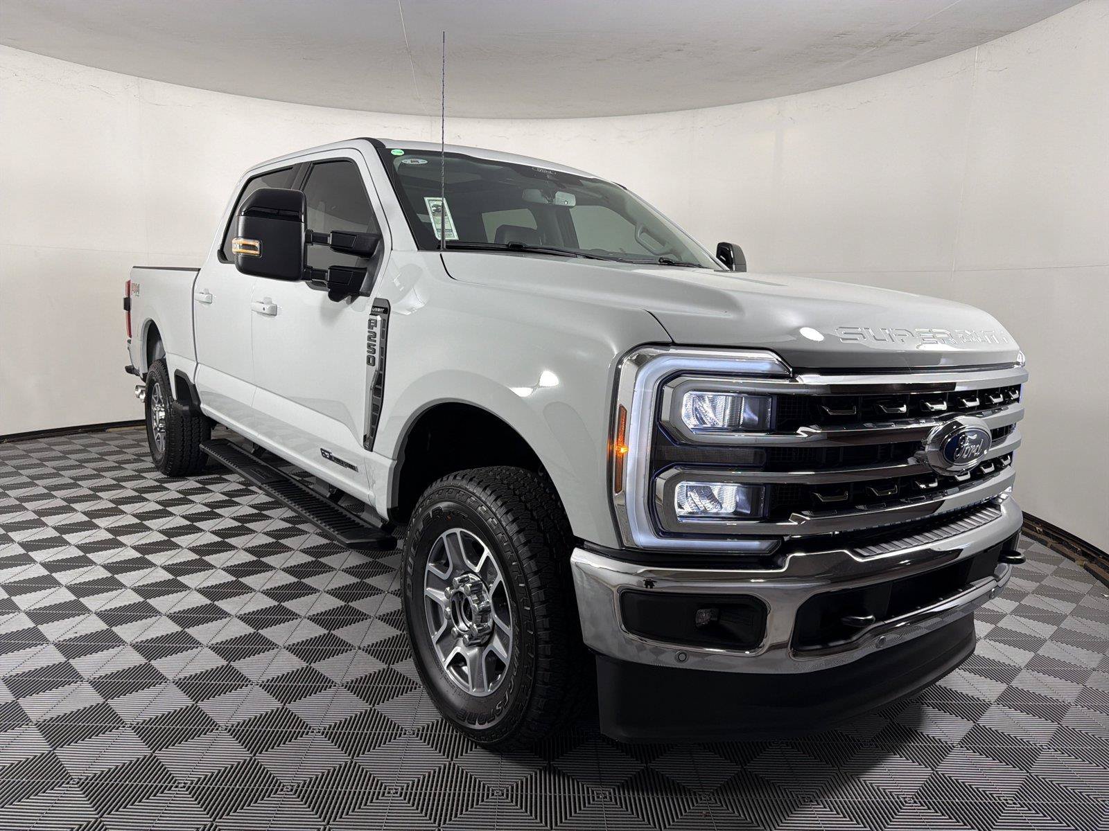 New 2026 Ford F250 Lariat w/ Lariat Premium Package AWD/4WD image 1