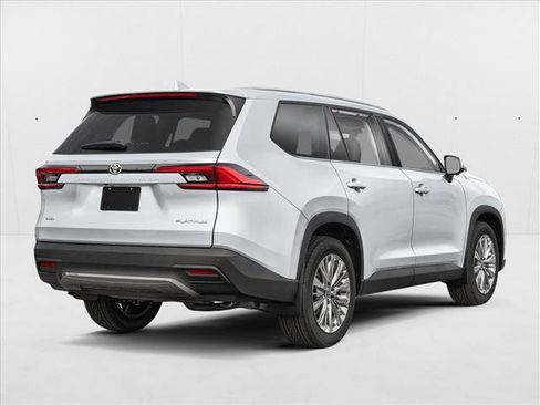 New 2026 Toyota Grand Highlander AWD image 2