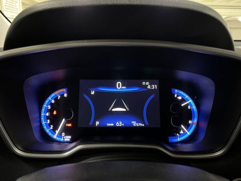 Certified 2022 Toyota Corolla Cross XLE image 38