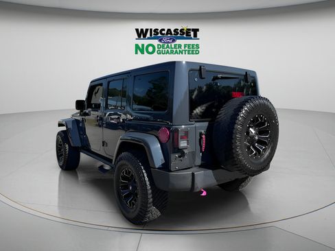 Used 2017 Jeep Wrangler Unlimited Sahara w/ Dual Top Group AWD/4WD image 21