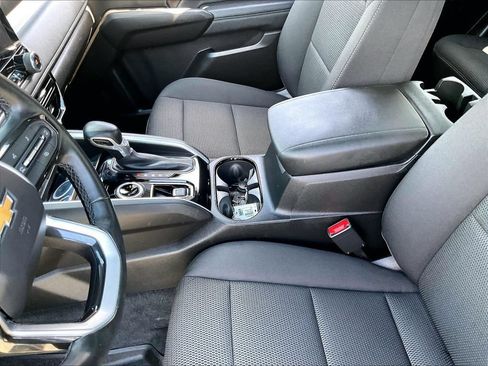 Used 2024 Chevrolet Colorado LT w/ LT Convenience Package AWD/4WD image 20