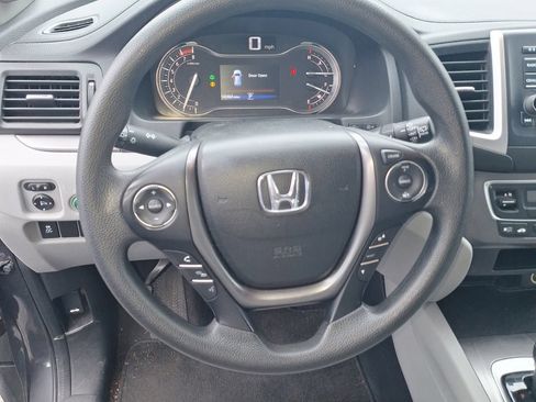 Used 2016 Honda Pilot LX image 12
