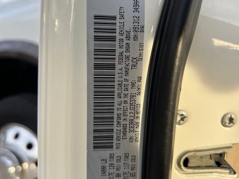 Used 2018 RAM 3500 Laramie AWD/4WD image 34