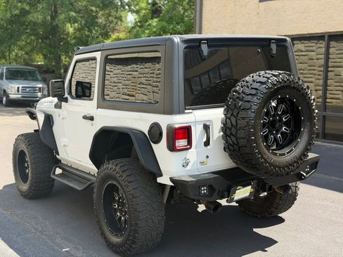 Used 2021 Jeep Wrangler Sport AWD/4WD image 9