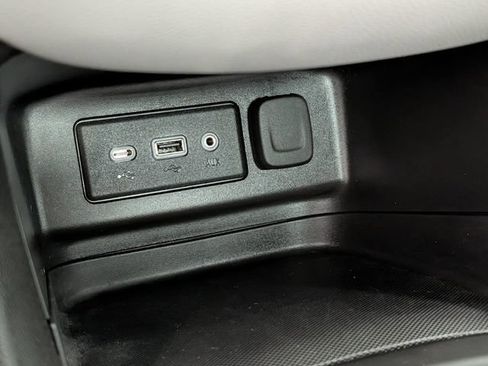 Certified 2024 Chevrolet Equinox LT AWD/4WD image 26