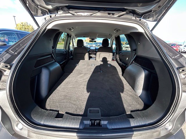Used 2025 Ford Escape Active AWD/4WD image 40