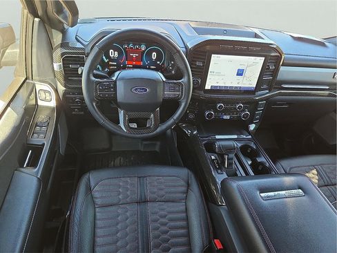 Used 2022 Ford F150 Lariat w/ Equipment Group 502A High image 10