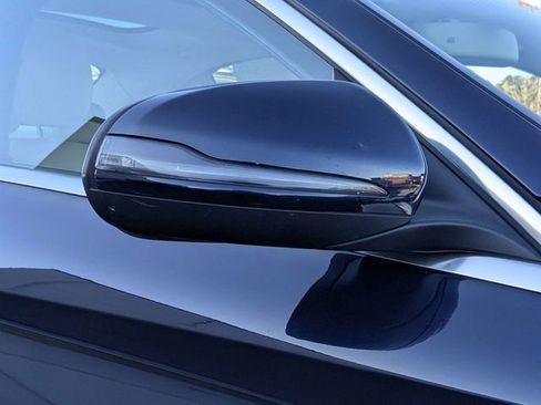 Used 2017 Mercedes-Benz C 300 4MATIC Sedan image 10