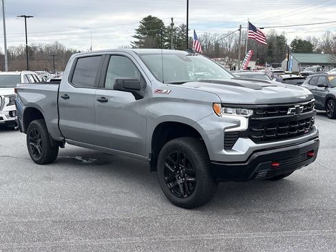 New 2026 Chevrolet Silverado 1500 LT Trail Boss w/ Convenience Package II image 2