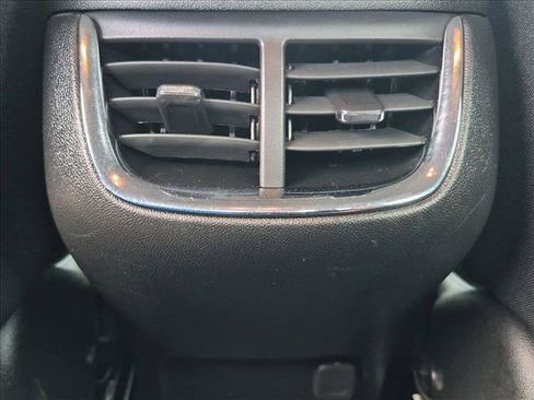 Used 2024 Chevrolet Malibu LT FWD image 17