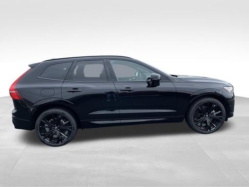 Used 2024 Volvo XC60 B5 Ultimate w/ Protection Package Premier AWD/4WD image 27
