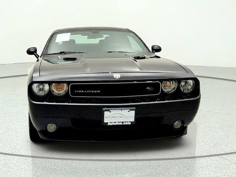 Used 2010 Dodge Challenger R/T RWD image 2