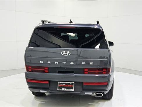 Used 2025 Hyundai Santa Fe SEL FWD image 7