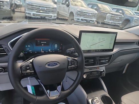 New 2025 Ford Escape SE w/ PHEV Premium Package image 14