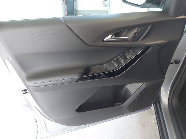 New 2027 Chevrolet Equinox LT FWD image 25