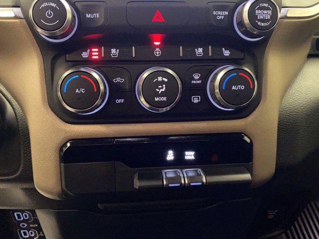 Used 2022 RAM 1500 Laramie AWD/4WD image 35