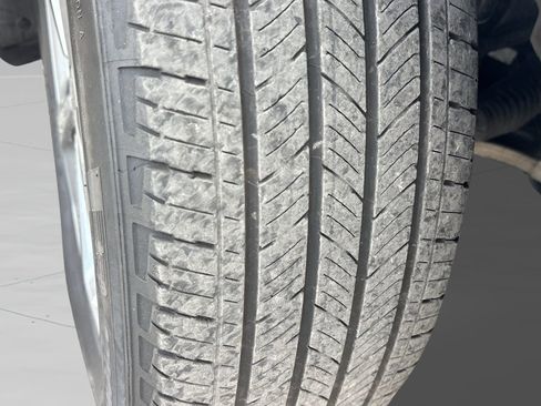 Certified 2023 Ford Escape ST-Line w/ Cold Weather Package image 35