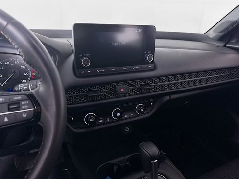 Used 2024 Honda HR-V Sport image 15