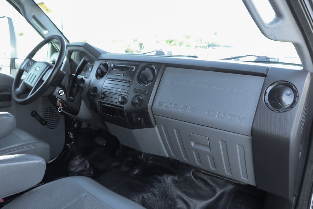 Used 2017 Ford F650 2WD SuperCab Super Duty image 35