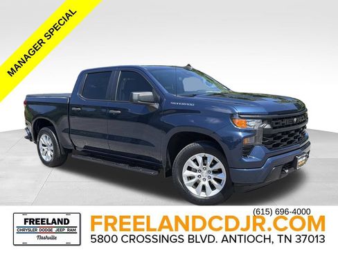 Used 2022 Chevrolet Silverado 1500 Custom RWD image 1
