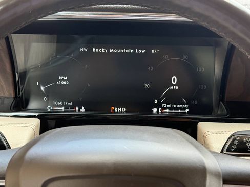 Used 2020 Lincoln Navigator Reserve w/ Equipment Group 201A Reserve RWD image 19