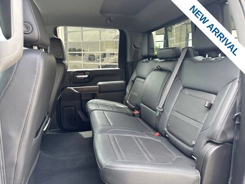 Used 2022 GMC Sierra 3500 Denali w/ Technology Package AWD/4WD image 14