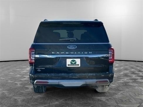 Used 2022 Ford Expedition Limited image 4
