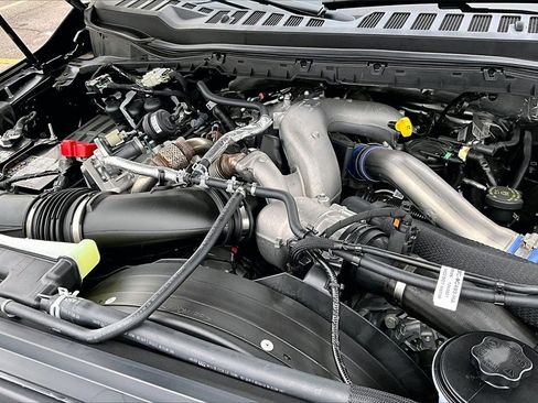 New 2025 Ford F250 Lariat w/ Lariat Ultimate Package image 33