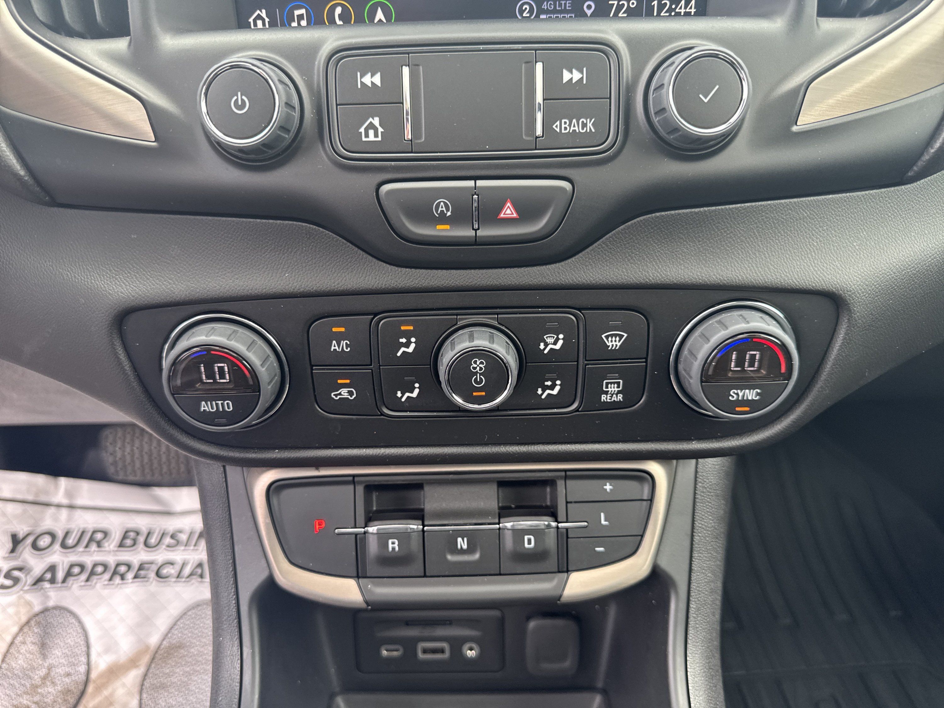 Used 2023 GMC Terrain Denali w/ Denali Premium Package AWD/4WD image 16