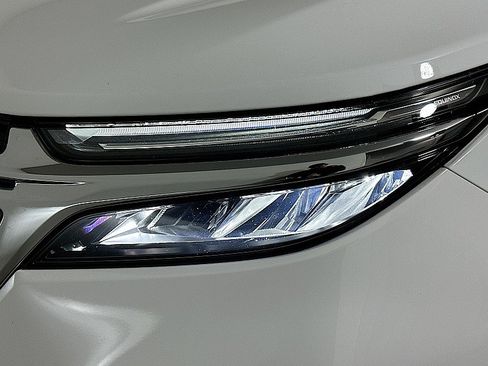 Used 2023 Chevrolet Equinox LT image 30