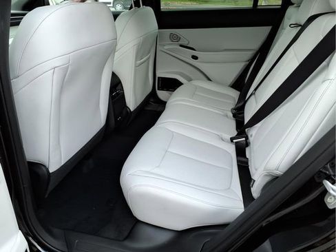 New 2026 Jeep Cherokee Limited AWD/4WD image 11