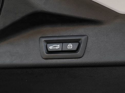 Used 2021 BMW X5 M50i image 73