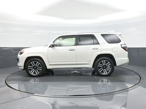 Used 2015 Toyota 4Runner Limited AWD/4WD image 4