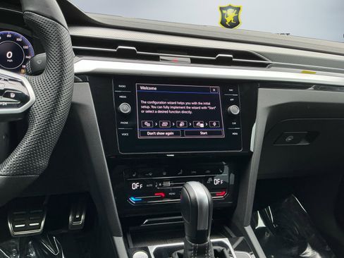 Used 2023 Volkswagen Arteon SE image 13