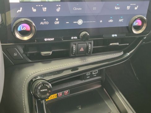 Used 2025 Lexus NX 350 AWD w/ Premium Package image 24