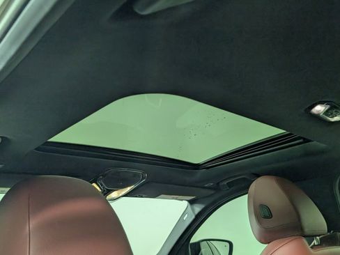 Used 2025 BMW M340i M340i w/ Premium Package image 31