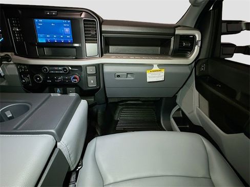 New 2026 Ford F450 XL w/ FX4 Off-Road Package image 19